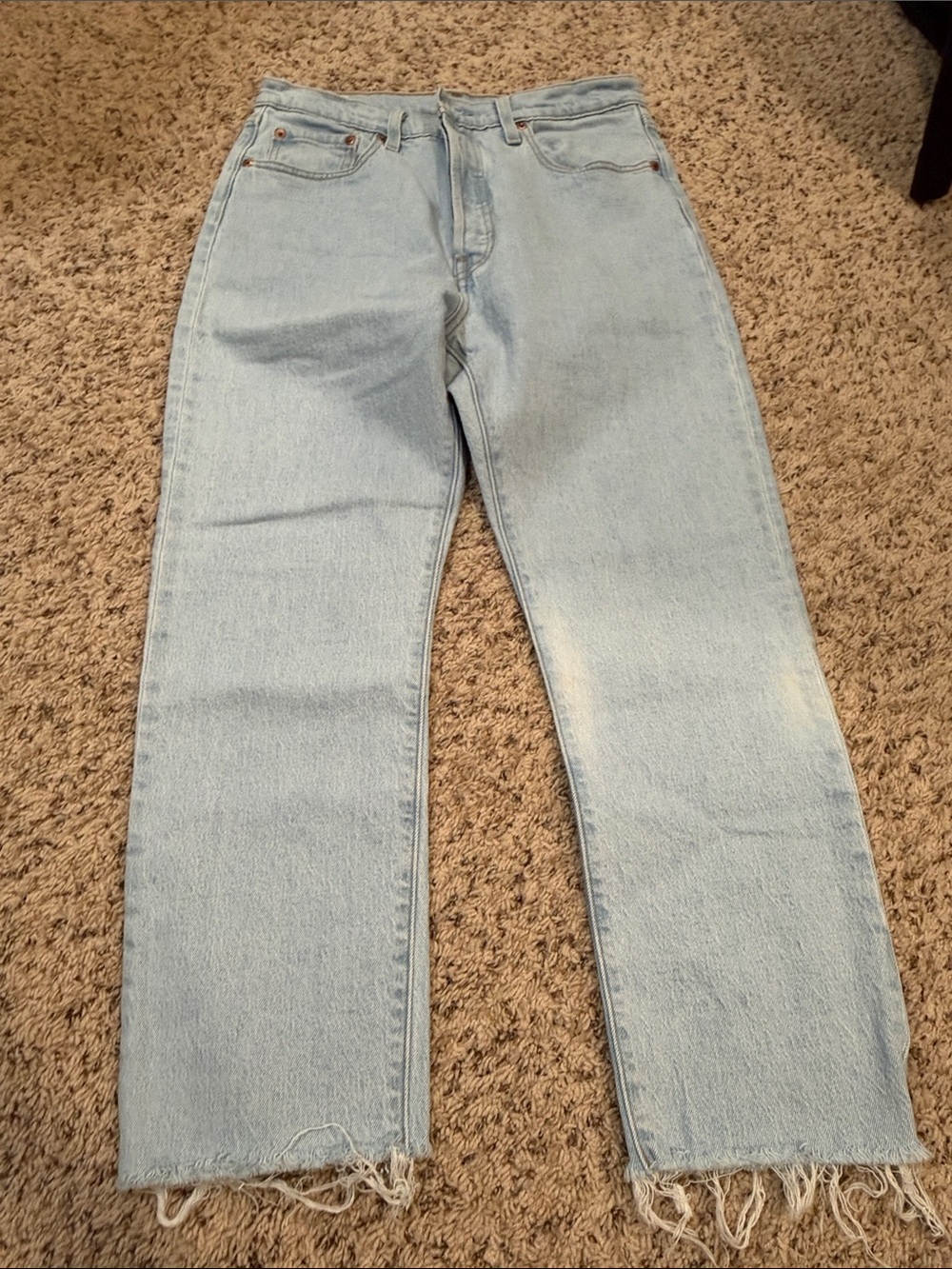 Levi's Light Wash Jeans - Picture 8 of 8